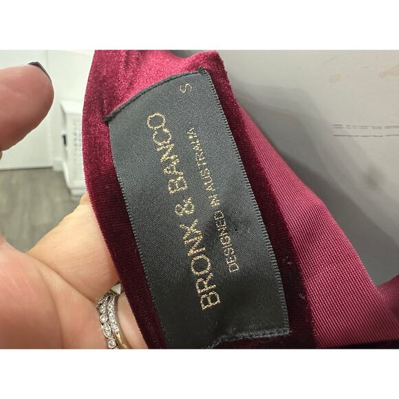 Bronx and Banco Velvet Cleopatra Wrap Maxi Dress Burgundy Women's Size 4 - Picture 5 of 7